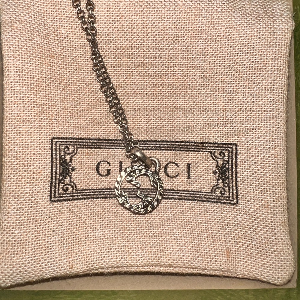 Gucci Silver Pendant Necklace